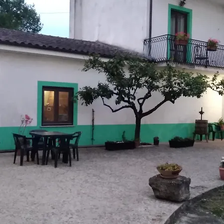 Farm stay Azienda Agrituristica La Vecchia Quercia Aquino